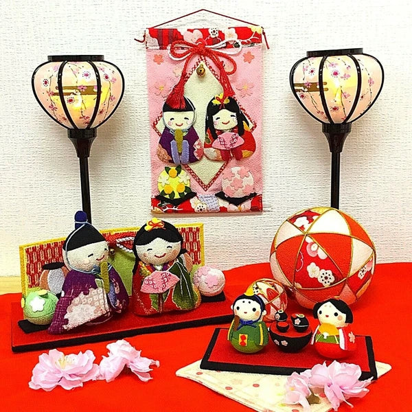 Chirimen Fabric Pink Hinamatsuri Tapestry Hanging Decoration Ornament