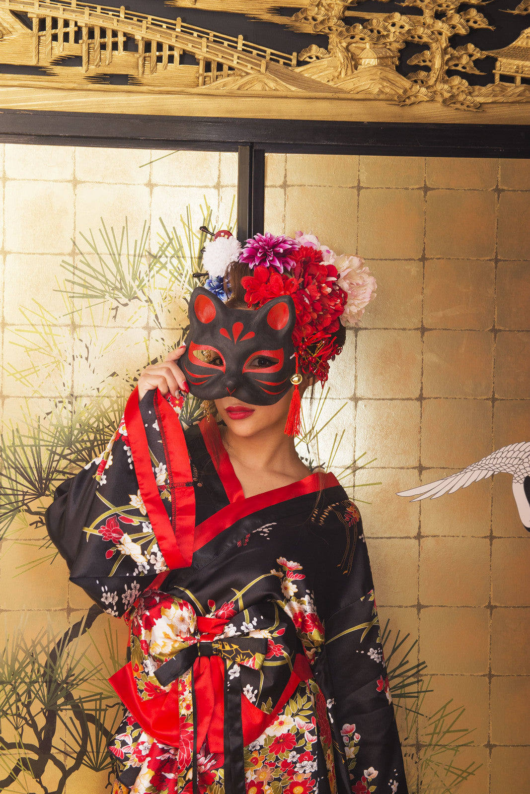 Half-face Kitsune Fox Paper Mache Mask (Black)