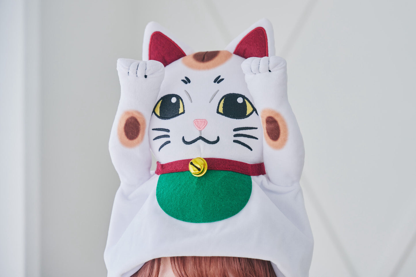 Maneki Neko Fortune Cat Flapping Paws Head Costume
