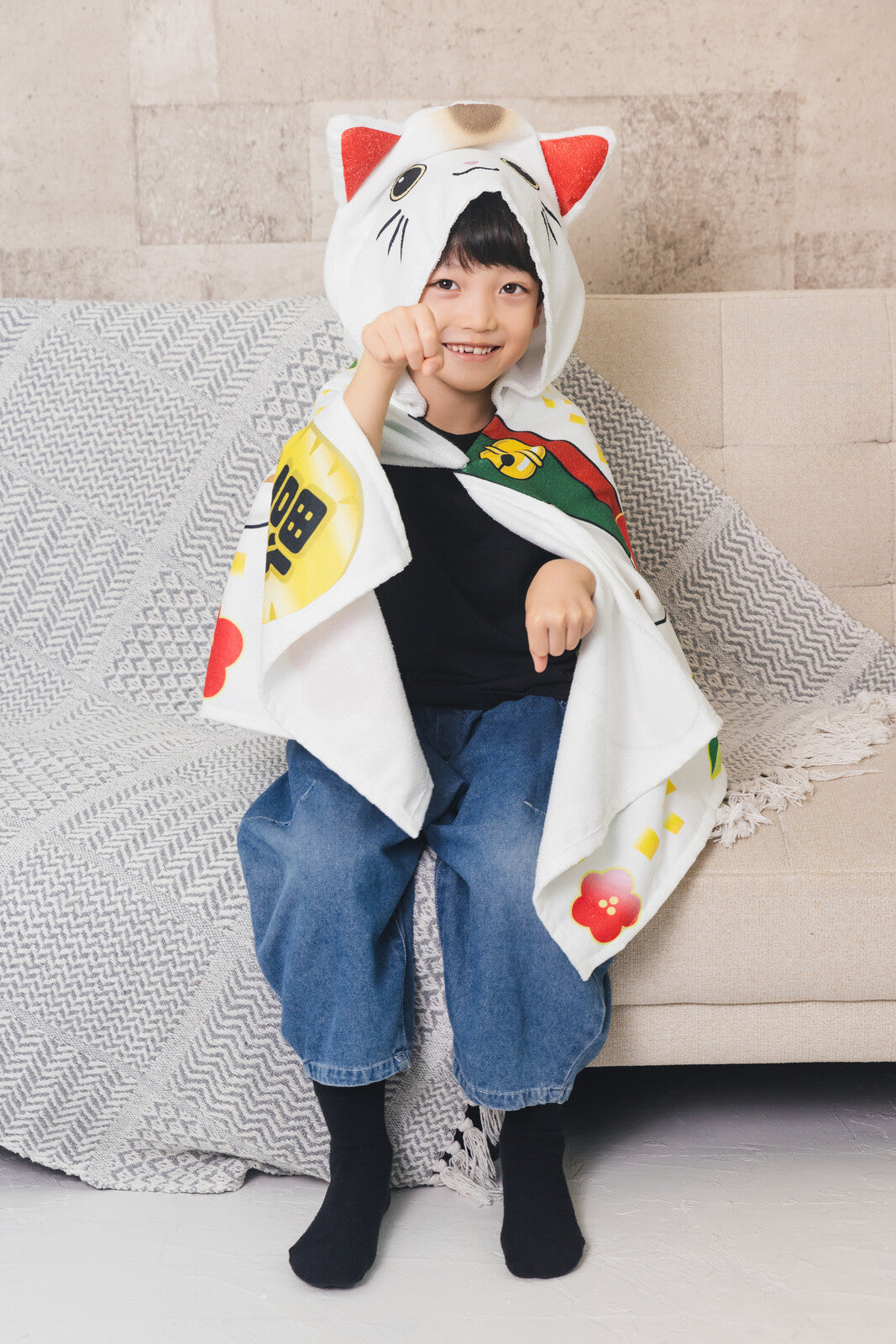 Unisex Maneki Neko Fortune Cat Hooded Towel Throw-over