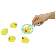 Floating Ducklings and Scoop Set