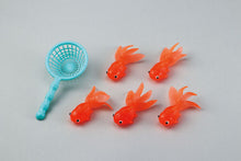 Floating Goldfish and Scoop Set